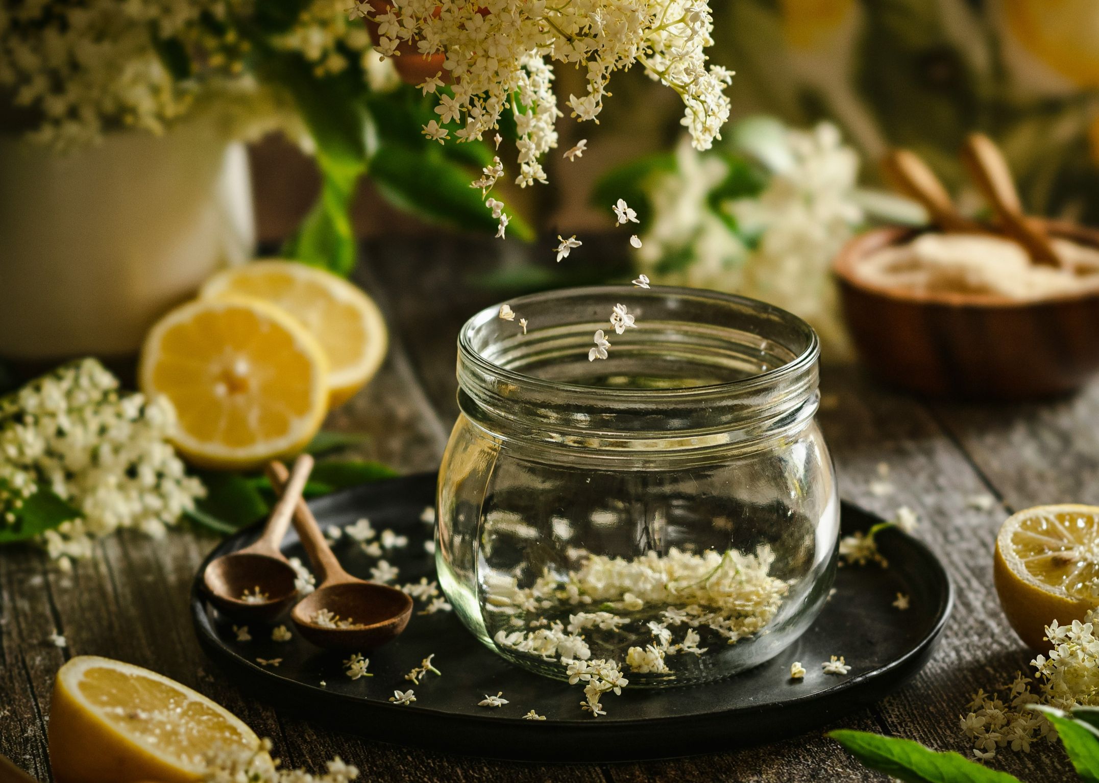 Сироп от бъз и лимон